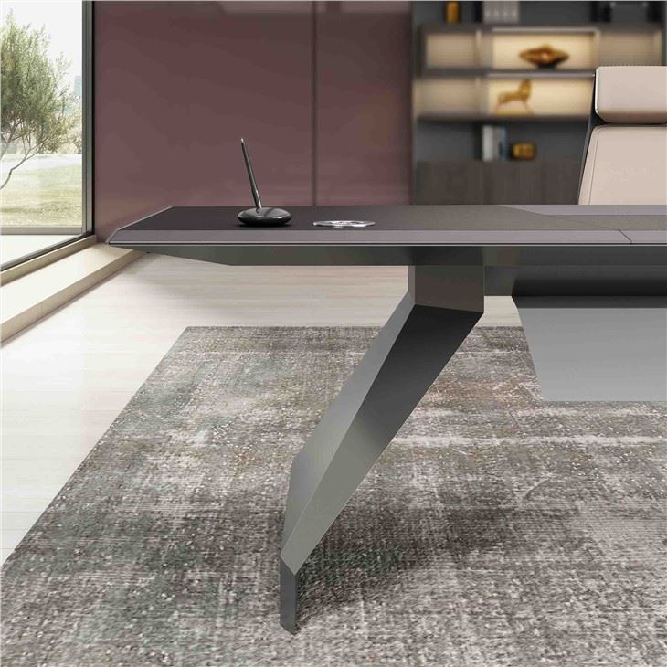 Luxury Modern Office Table
